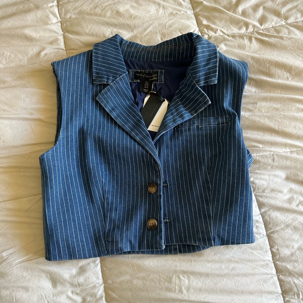 House of Harlow 1960 Pinstripes Tailored Vest NWT Blue Structured Sleeveless 6